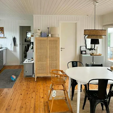 Cozy Summer House With Sauna Holiday home